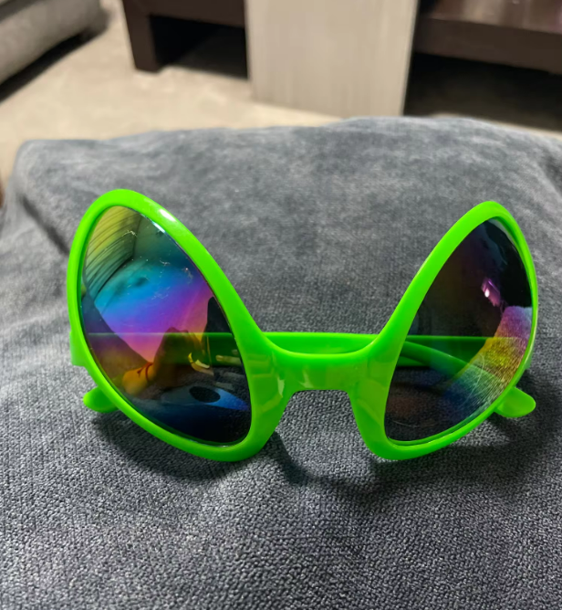 green alien sunglasses